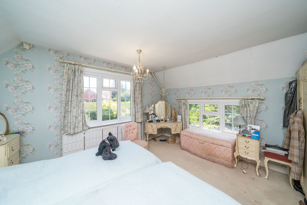 Bedroom- click for photo gallery
